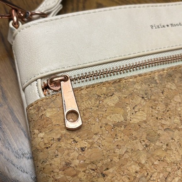 PIXIE MOOD Cream & Cork Bag - Picture 2 of 13